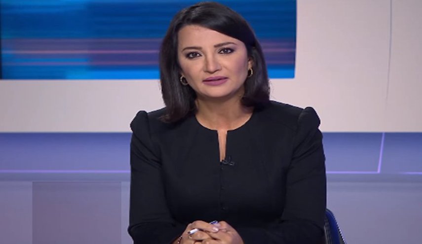 بالصور.. اللبنانية غادة عويس تفتح النار على الذباب الالكتروني!