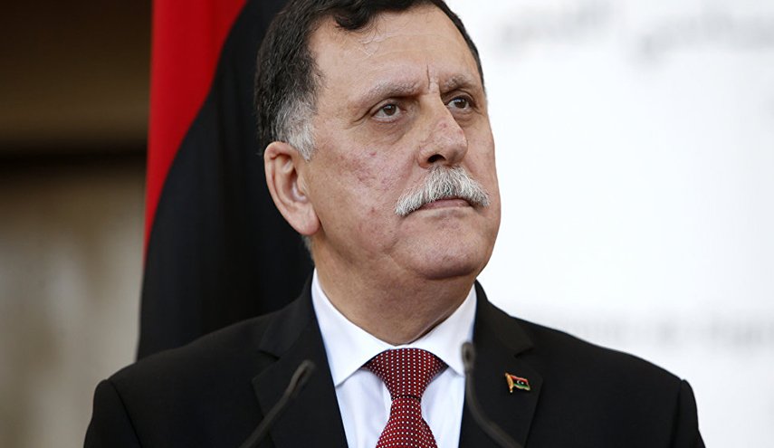 السراج يعلن عن مبادرة لحل الأزمة الليبية