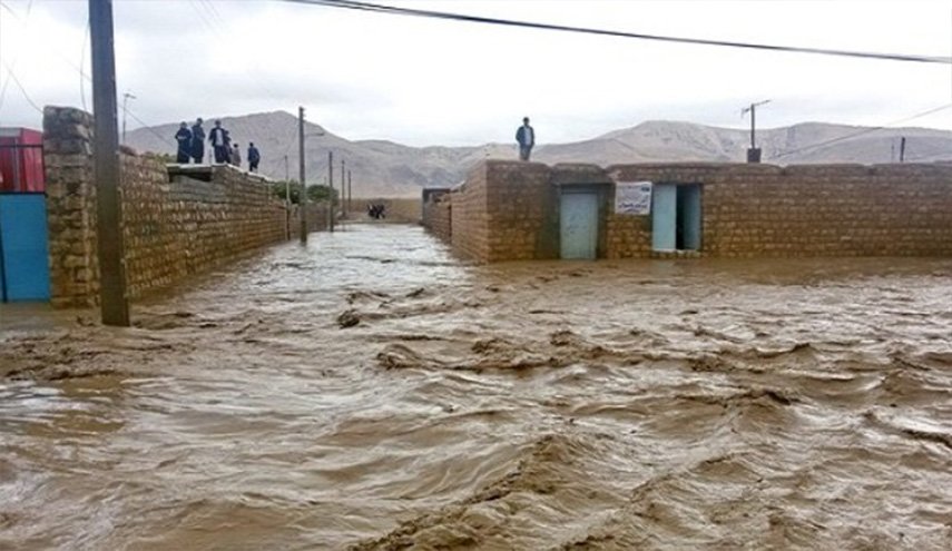 ضحايا وخسائر كبيرة وغرق عشرات القرى في سيول العراق