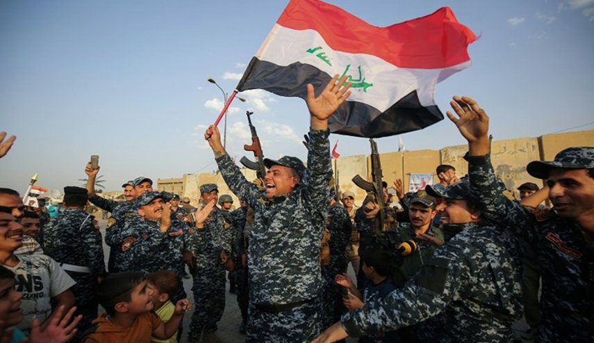 عبد المهدي يدعو الى رفع الاعلام العراقية.. والسبب؟