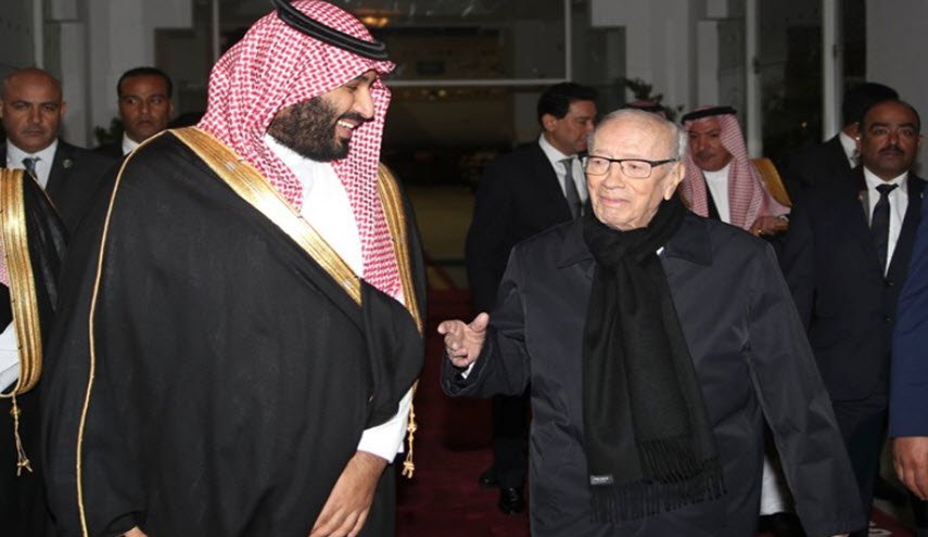 هيرست: تونس مهددة بانقلاب خليجي!