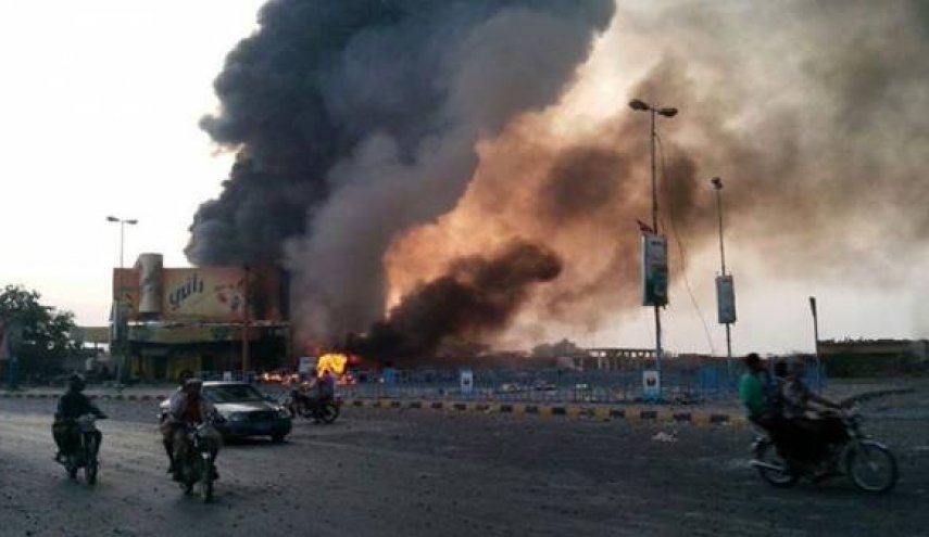 تحالف العدوان يطلق 130 قذيفة على منازل سكنية بالحديدة