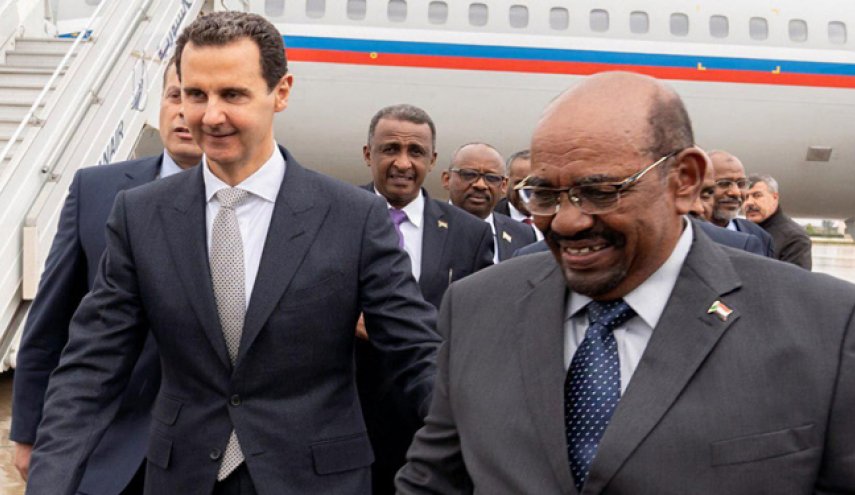 بالصور.. البشير يزور دمشق ويلتقي بالرئيس الأسد