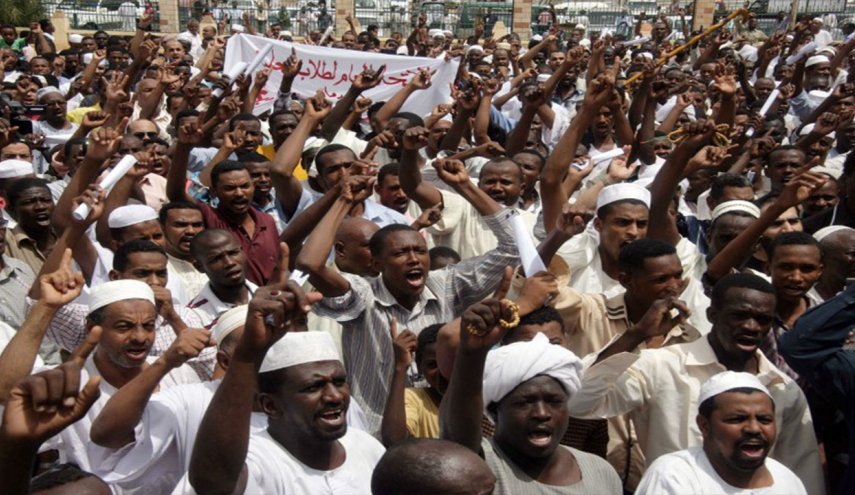  بهذه العبارات الحكومة السودانية تعلق على المظاهرات التي تجتاح البلاد