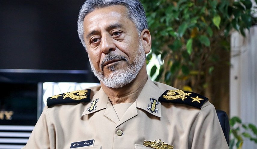 لن نسمح باقتراب الاسطول الأمريكي من المياه الايرانية