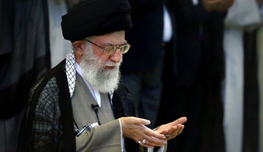 قائد الثورة سيصلي على جثمان الفقيد آية الله هاشمي شاهرودي