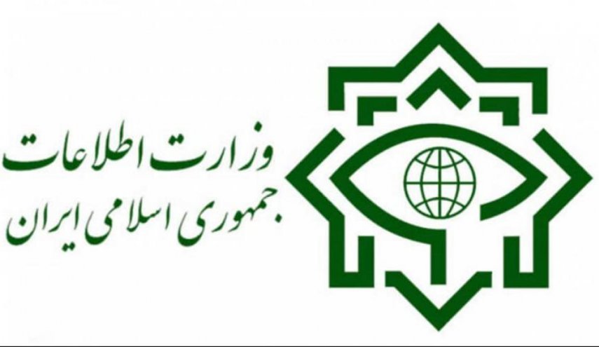 ايران تعتقل شبكة توغلت في النظام المصرفي والعملة الصعبة