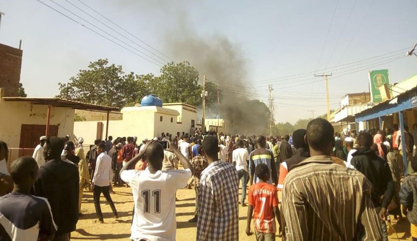 قيادي بارز بالجيش السوداني يدعو الحكومة لتوفير 