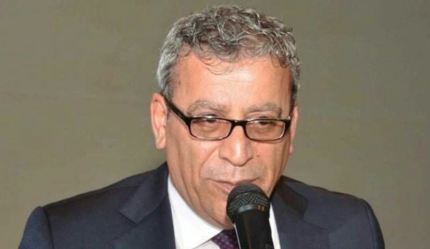  بزي : تأليف الحكومة اللبنانية في حالة جمود
