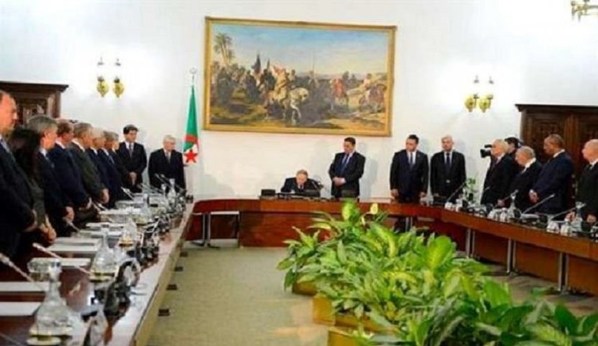 الجزائر.. مجلس الوزراء يصادق على قانون الأنشطة النووية