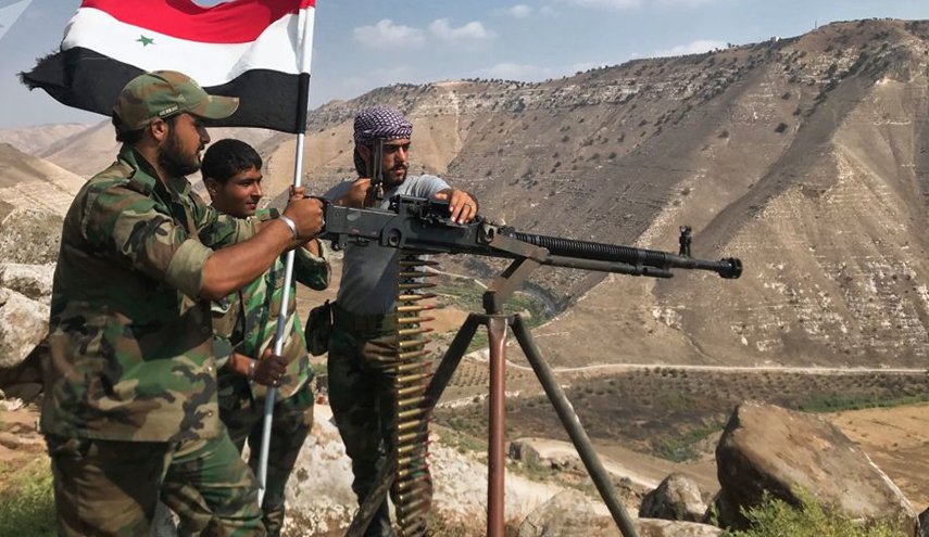 الجيش السوري يصفي 3 دواعش اختبأوا بغار في تلول الصفا