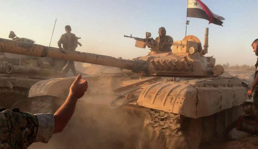 الجيش السوري يضرب الارهابيين بيد من حديد في ريف حماة
