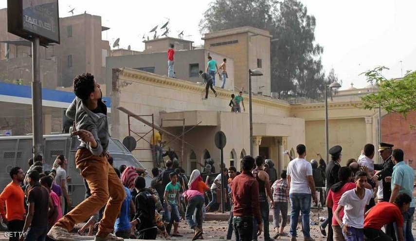 تشكيل لجنة حكومية لحل العنف الطائفي في مصر