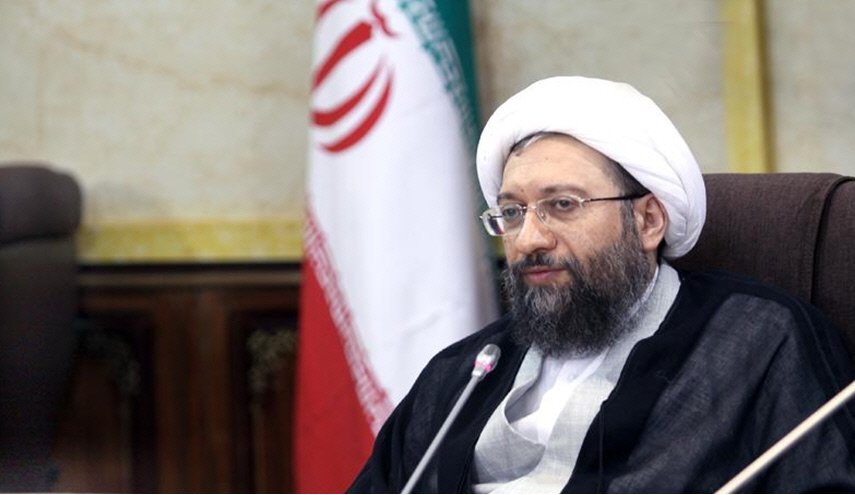 رئيس مجمع تشخيص مصلحة النظام: يجب اتباع توجيهات قائد الثورة لخدمة الشعب 
