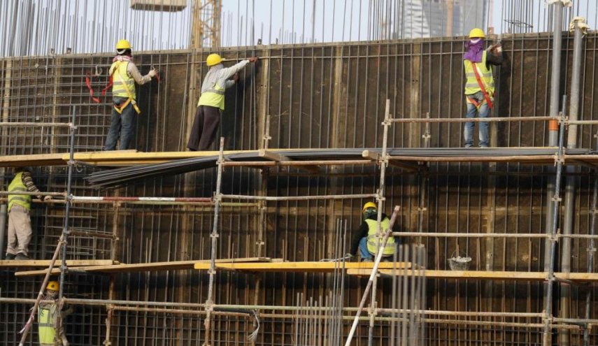 السعودية تبدأ إخراج العمالة الوافدة من 5 قطاعات جديدة