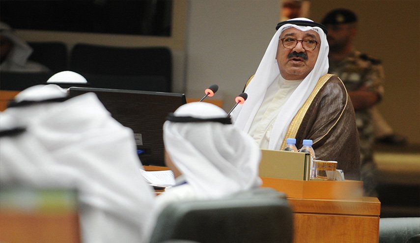 الكويت تحقق في شبهات مالية بصفقتي طائرات ومروحيات