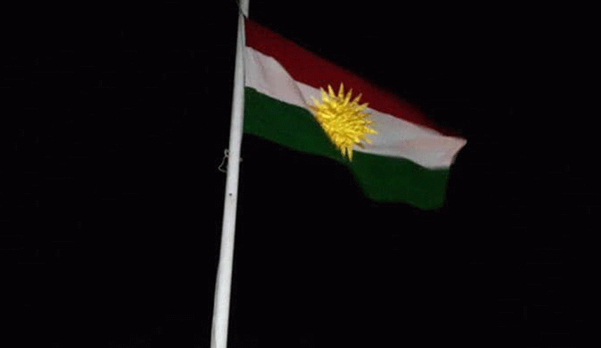 تركمان كركوك يعلقون على رفع علم كردستان العراق
