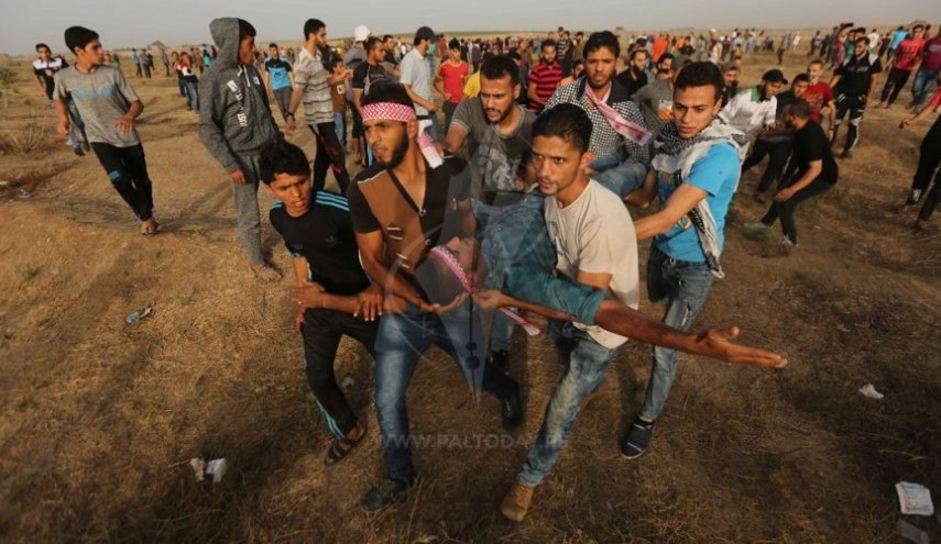 شهيدة و 25 إصابة خلال مسيرات العودة على حدود غزة