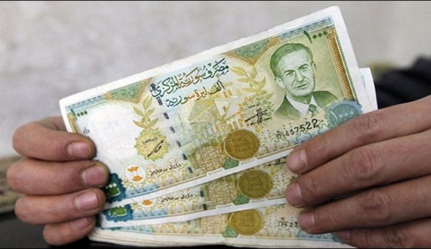 ما هو سعر صرف الدولار واليورو مقابل الليرة السورية اليوم؟