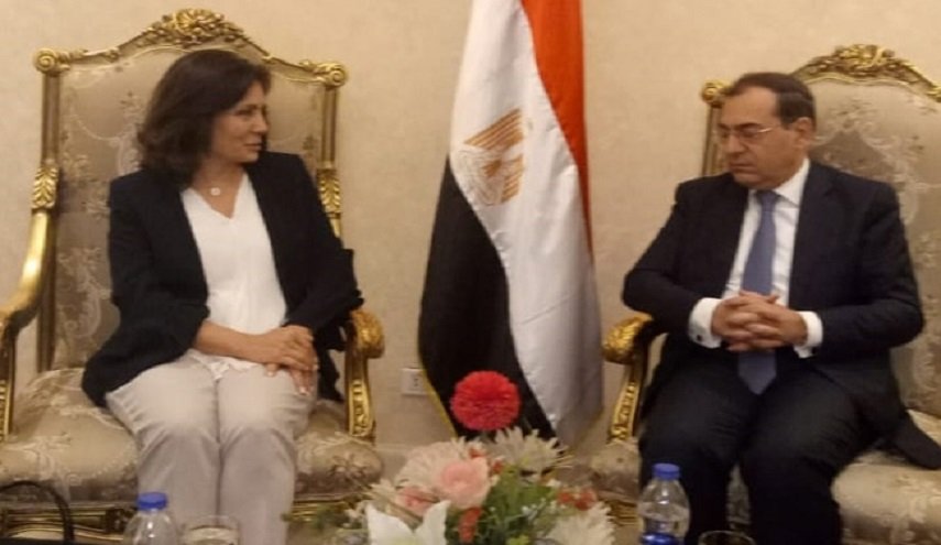 مصر تزود الأردن بنصف احتياجاتها الكهربائية من الغاز الطبيعي