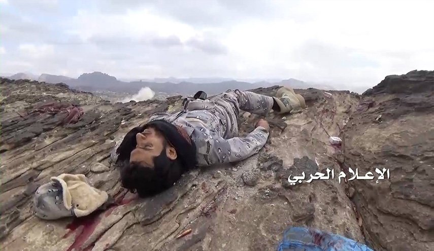 قنص جنديين سعوديين وقصف تجمعاتهم بجيزان