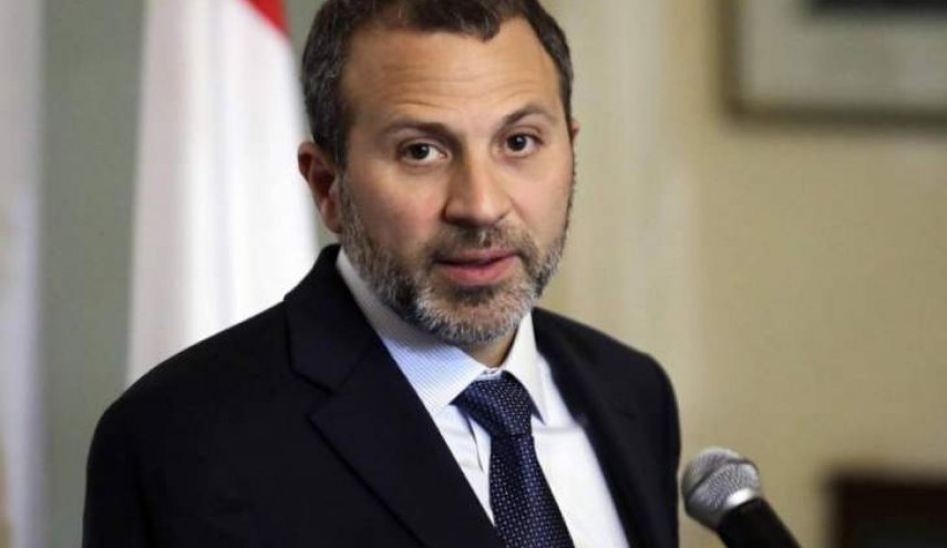 جبران باسيل يطالب علنا بعودة سوريا 