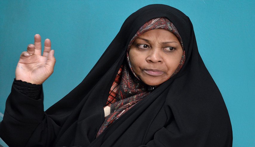الصحفية مرضية هاشمي تمثل أمام محكمة أمريكية الیوم