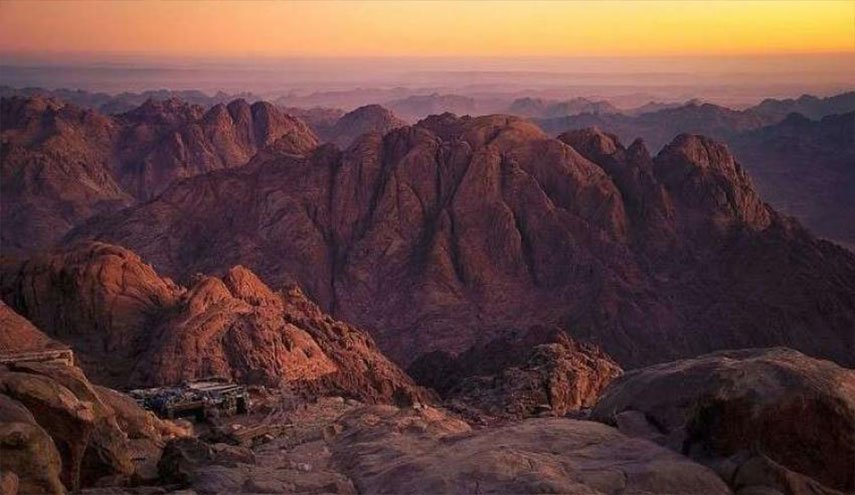 مشروع نيوم السعودي..هل يهدد موقعا مقدسا يتعلق بالنبي موسى(ع)؟!