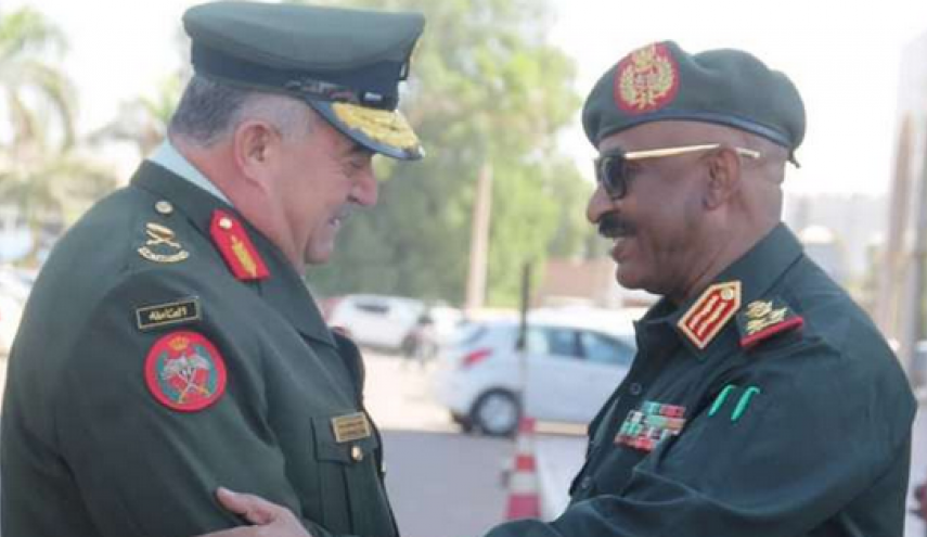رئيس الأركان الأردني ينهي زيارة إلى السودان