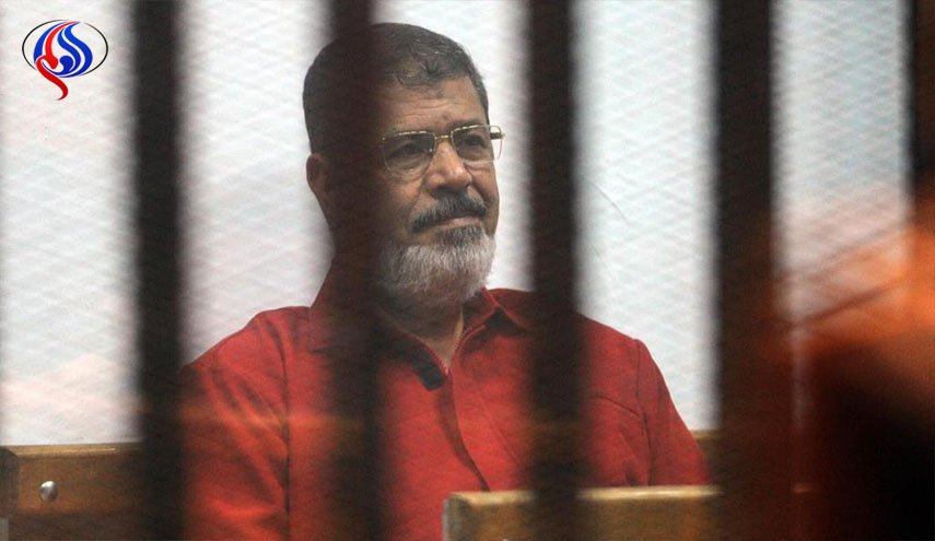 تأجيل إعادة محاكمة مرسي وقيادات الإخوان في مصر