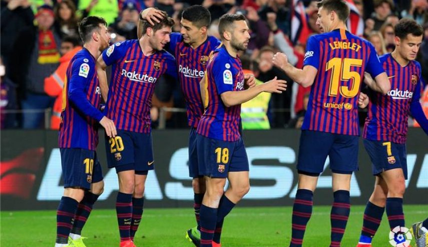 برشلونة يبلغ نصف نهائي كأس الملك بعد سحق إشبيلية