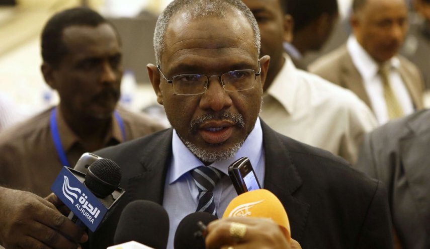 رئيس وزراء السودان: مطالب المحتجين 