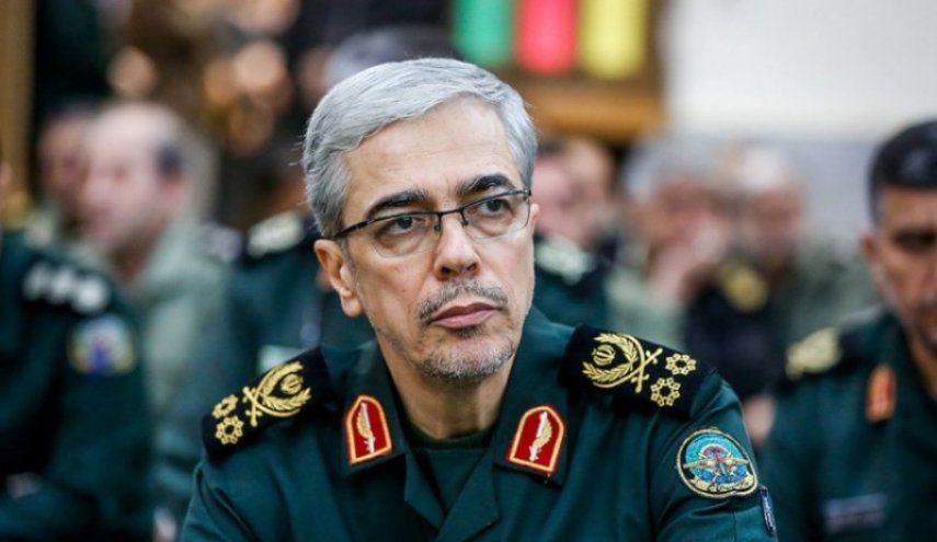 اللواء باقري: الجيش وحرس الثورة مكملان لبعضهما البعض