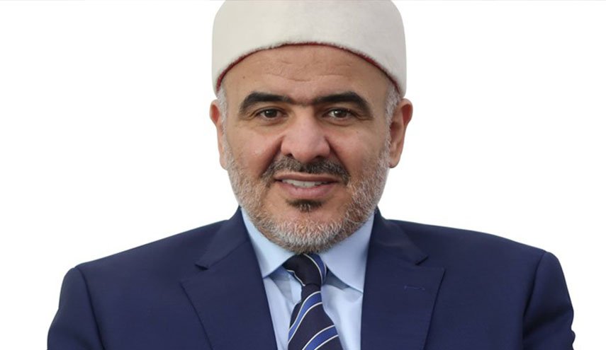  كاتب سعودي يهاجم 