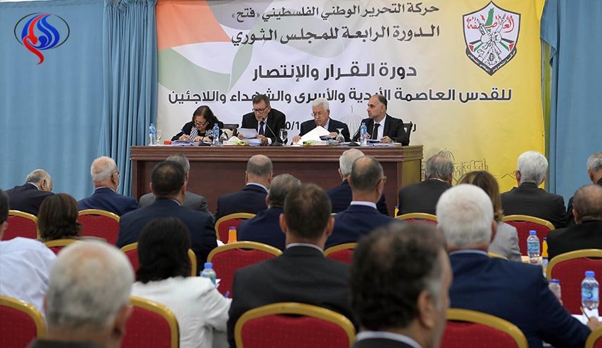 حركة فتح تبحث تشكيل الحكومة والتصدي لصفقة ترامب