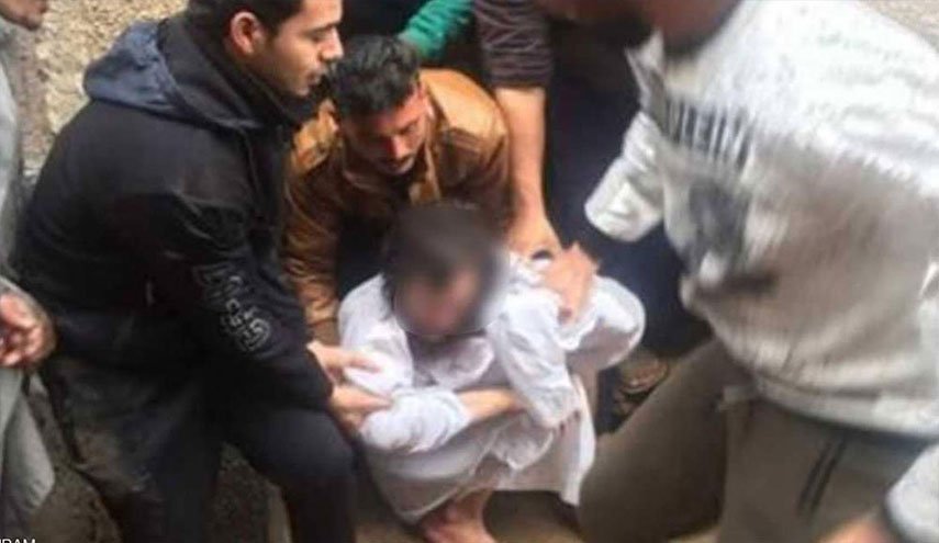قصة مخيفة لشاب مصري احتجزته والدته 10 سنوات