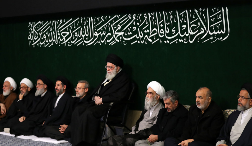 آية الله خامنئي يحضر مراسم عزاء ذكرى استشهاد فاطمة الزهراء (س)
