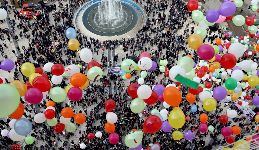 ايران تحتفل اليوم بالذكرى 40 لانتصار الثورة الاسلامية