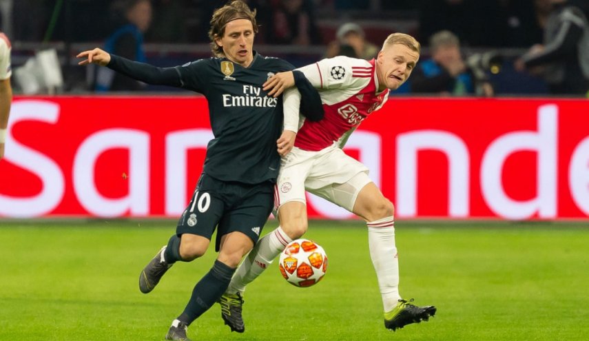 ريال مدريد يخطف الانتصار على أياكس بـ