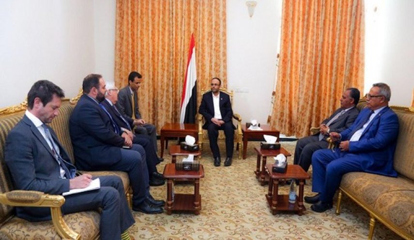 الرئيس اليمني يؤكد على دعم خطوات إعادة الانتشار في الحديدة
