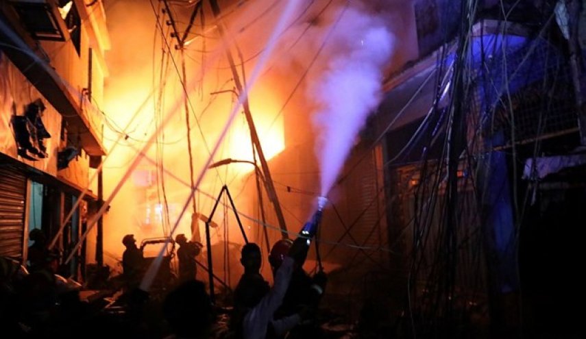 آتش‌سوزی مهیب در پایتخت بنگلادش؛ بیش از ۵۰ نفر کشته شدند