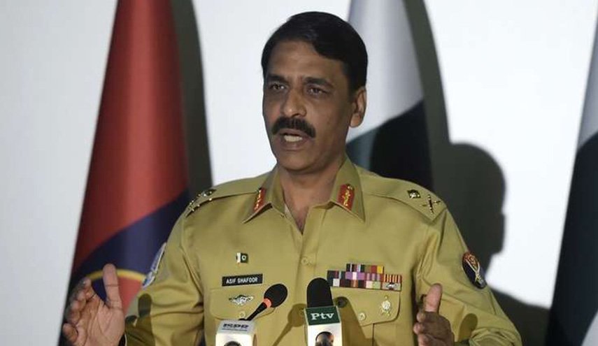 هكذا عاقبت باكستان رئيس استخباراتها السابق بسبب كتاب!