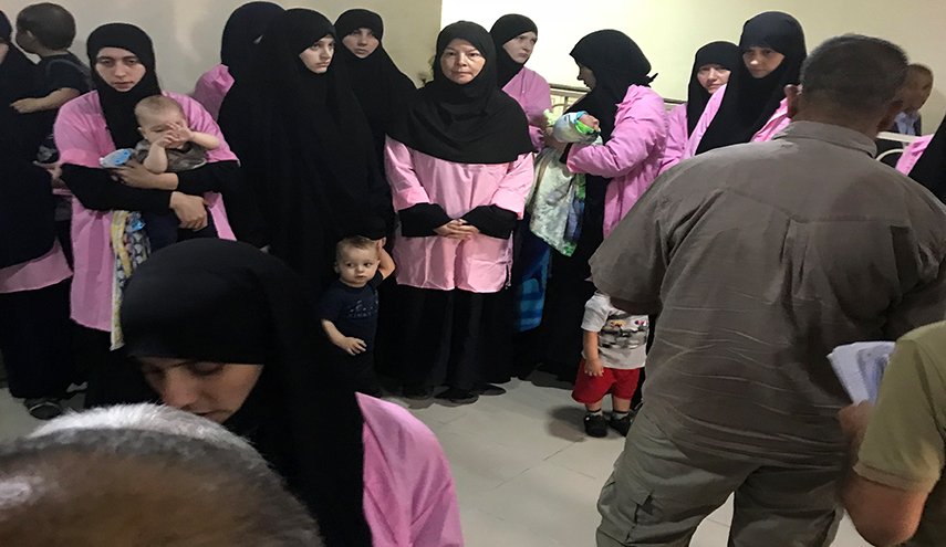عشرات من زيجات الدواعش الغربيات معتقلات في العراق