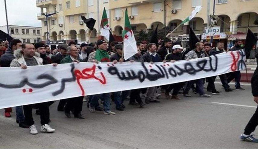 الجزائر.. يتعين على المرشحين للرئاسة تقديم أوراقهم بأنفسهم
