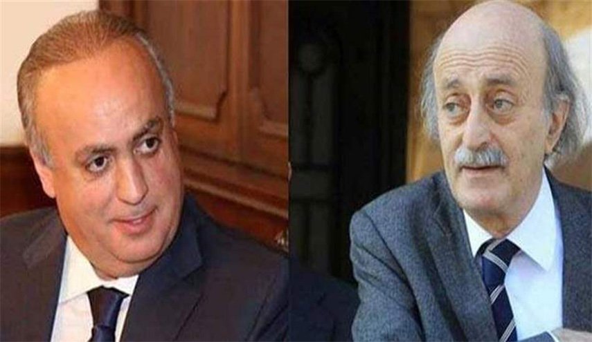 حرب تغريدات ووساطات لايقافها بين جنبلاط ووهاب 