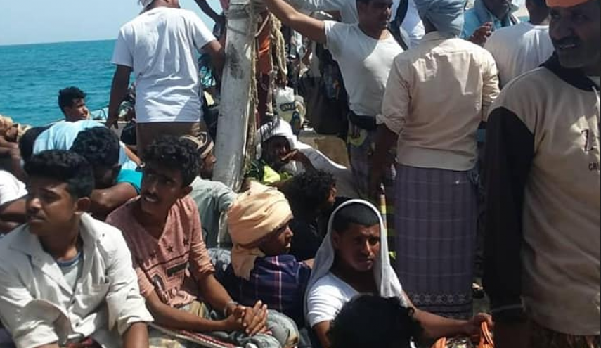 الإمارات تنقل طلابا إلى عدن لتجنيدهم بالحزام الأمني