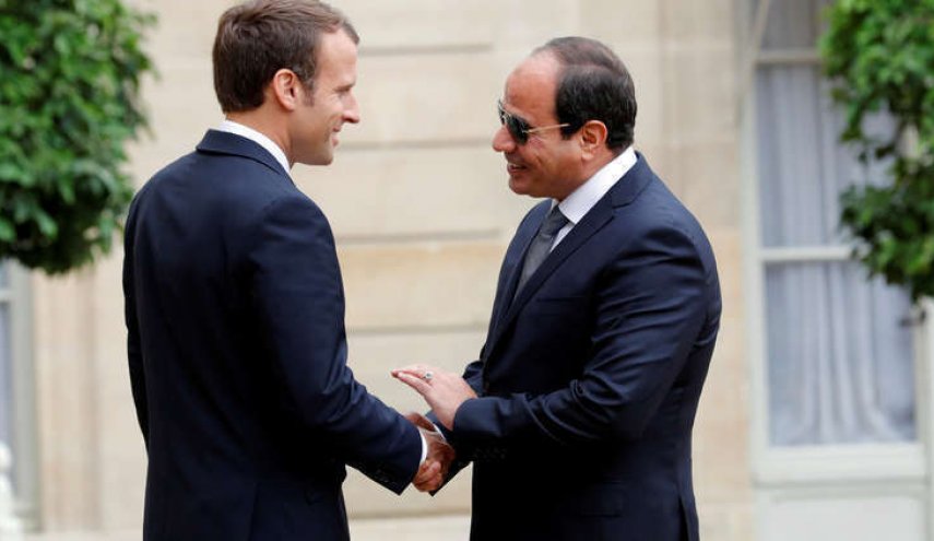 السيسي وماكرون يبحثان تسوية الأوضاع في ليبيا