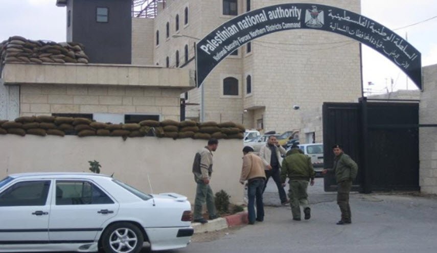 أمير سعودي في مناطق السلطة الفلسطينية واشتعال الجدل