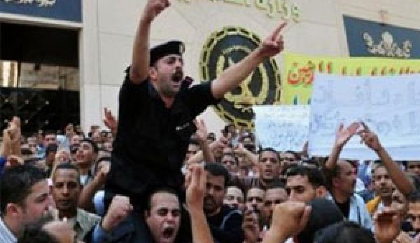 مصر.. حكم نهائي بحبس 27 أمين شرطة أضربوا عن العمل