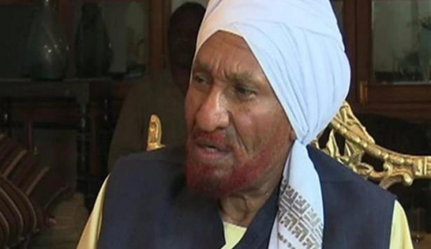 الصادق المهدي يتلقى مبادرة جديدة لحل الأزمة ويوجه دعوة إلى السودانيين